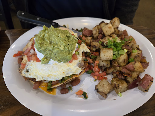 Six Eleven Bar & Grill