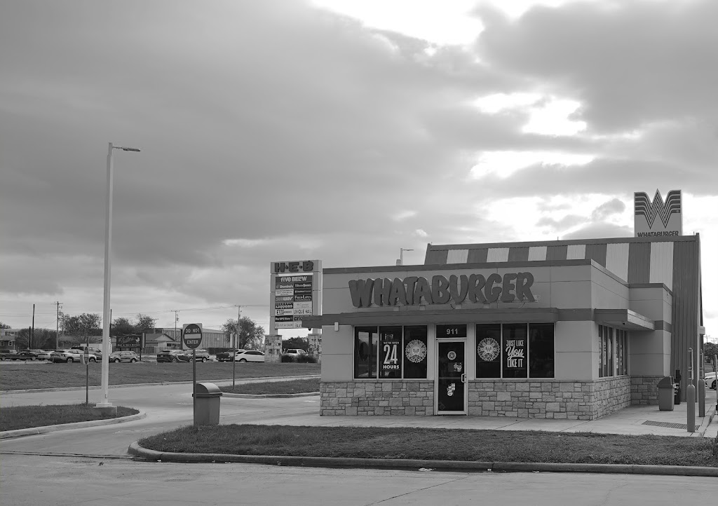 Whataburger, Floresville, TX