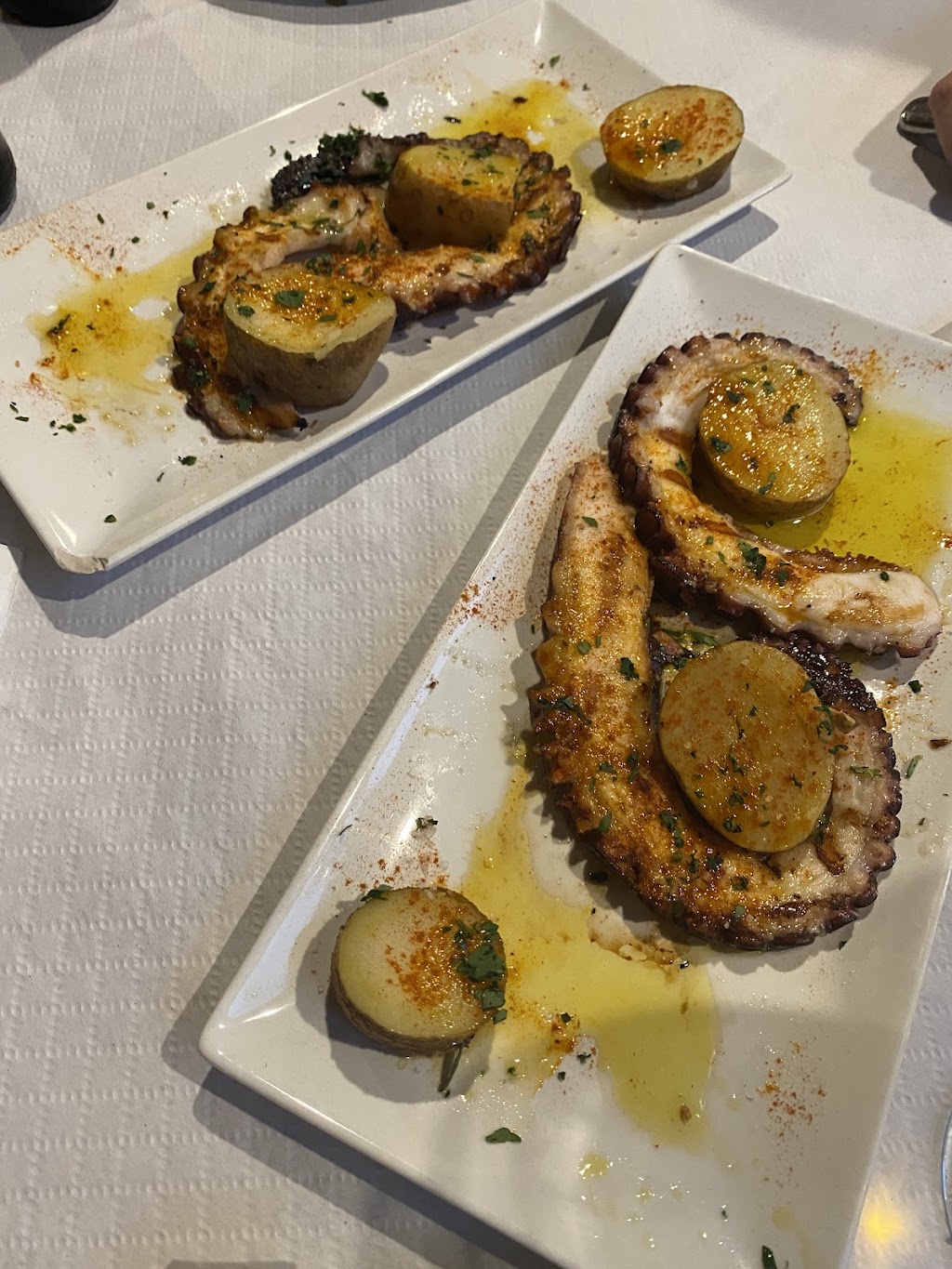 Adina (Santa María), Poio