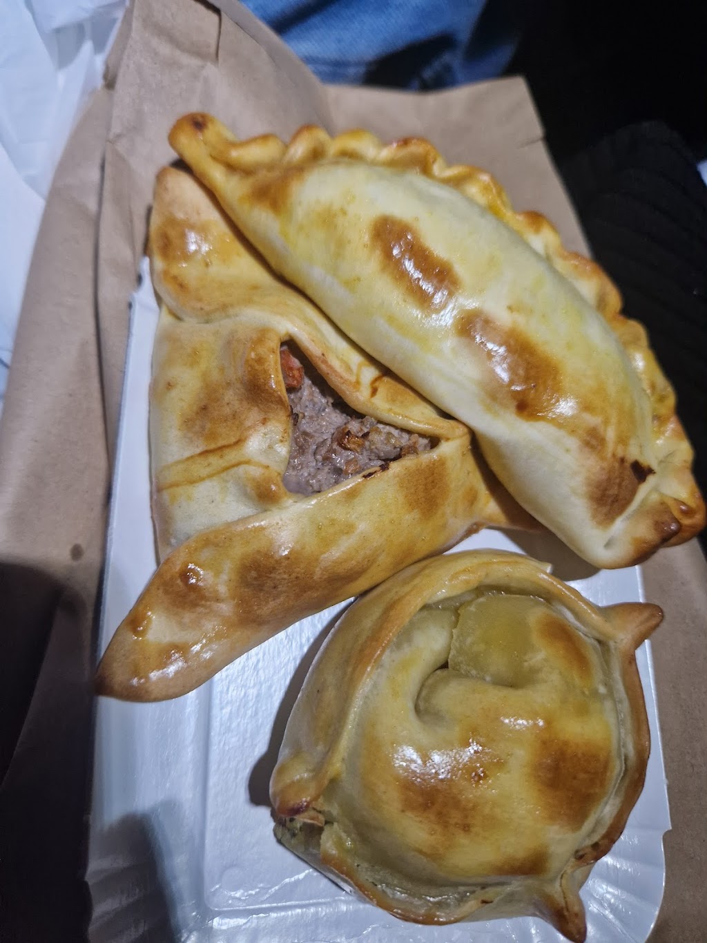 Alpi Empanadas