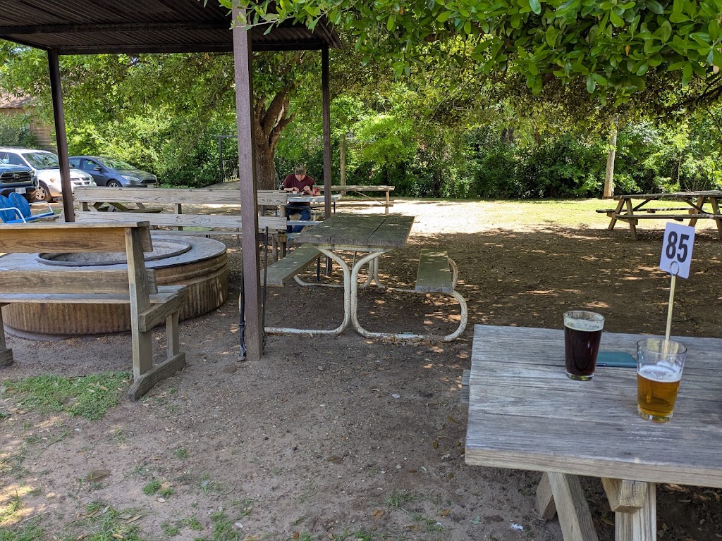 Pint & Barrel Draftshouse