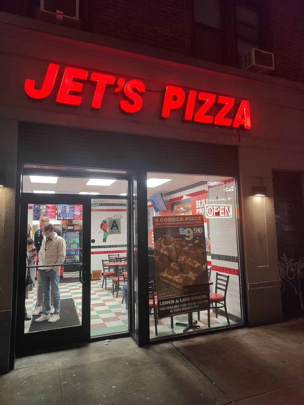 Jet's Pizza