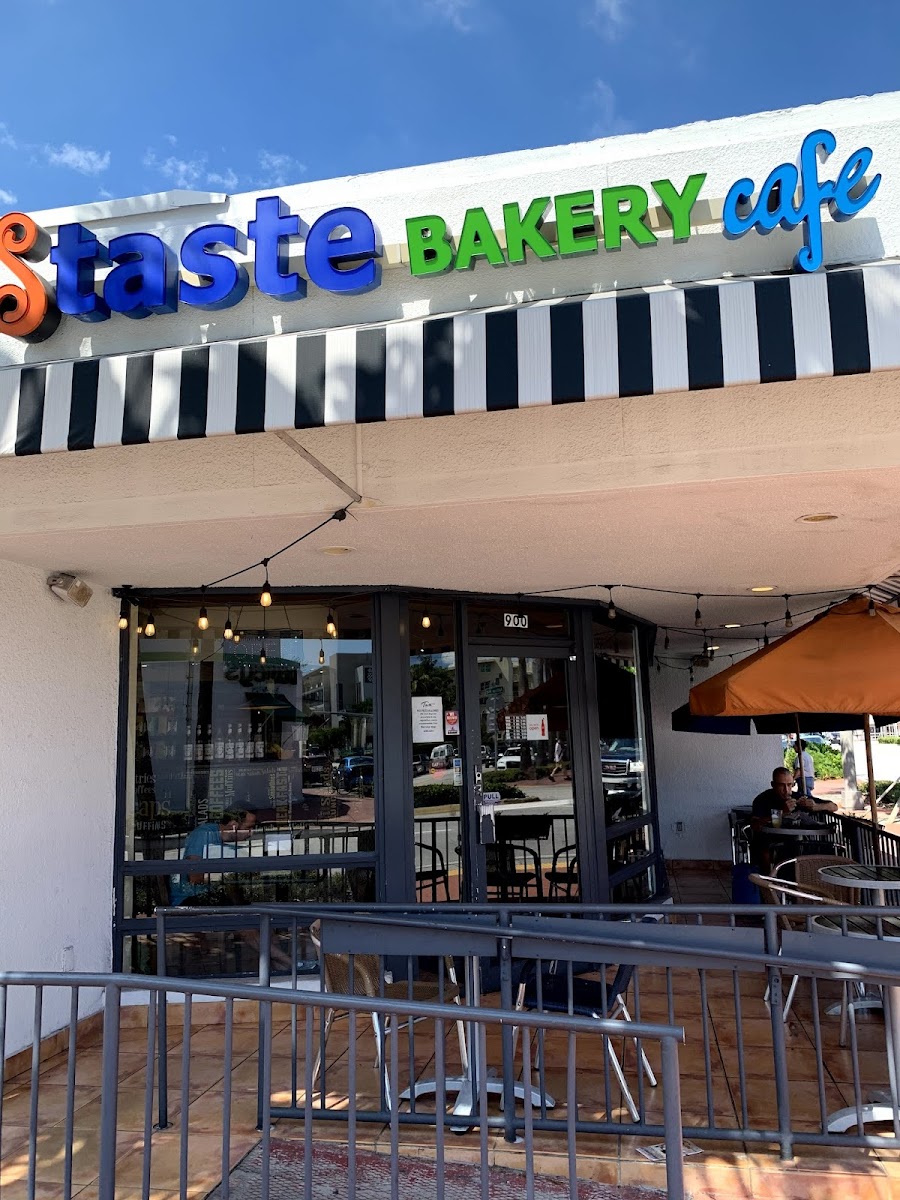 Taste Bakery Cafe