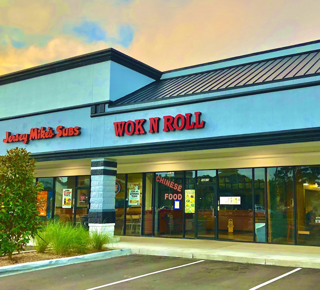 Wok N Roll
