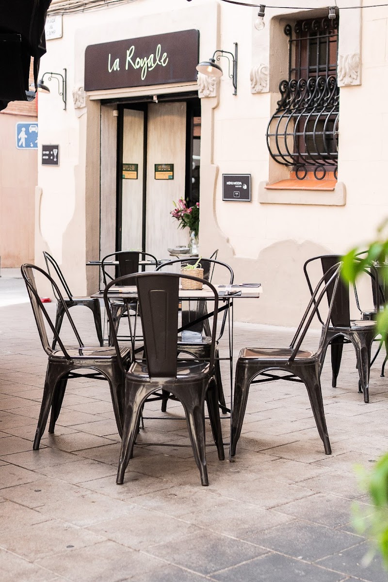 Los Mejores Platos de LA ROYALE | Hamburguesería Barcelona - Guía Gastronómica