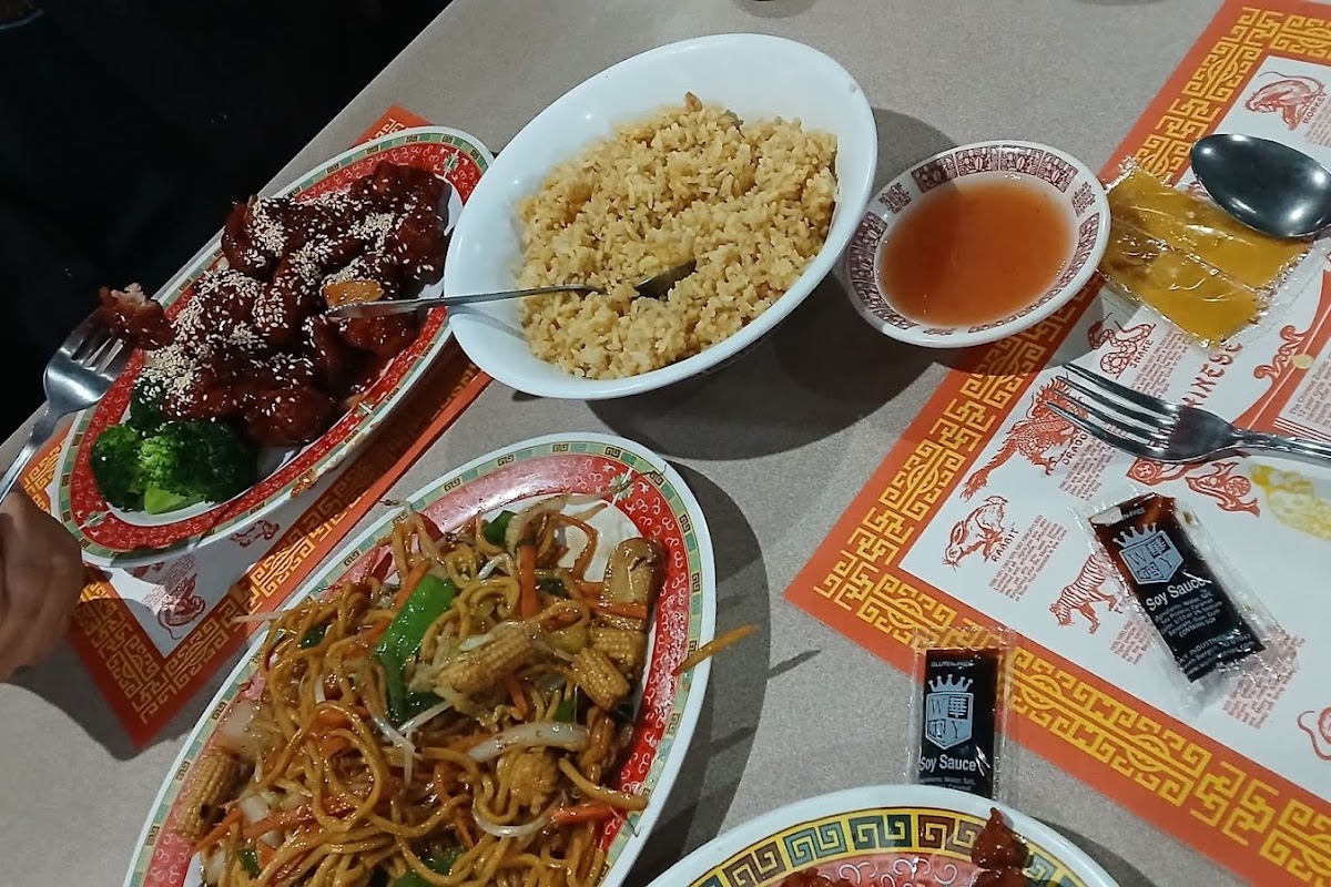 Dragon House Chinese Restaurant