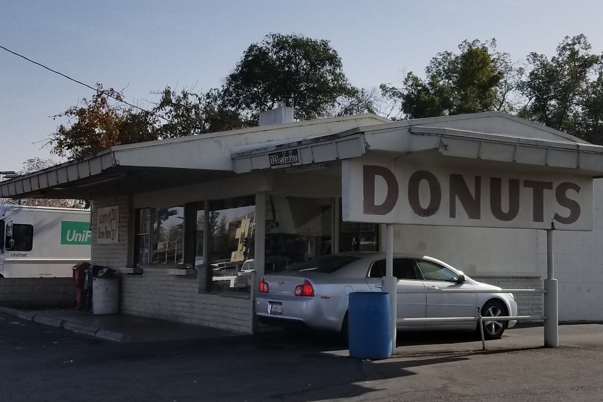 Scotty's Donuts, Visalia, CA