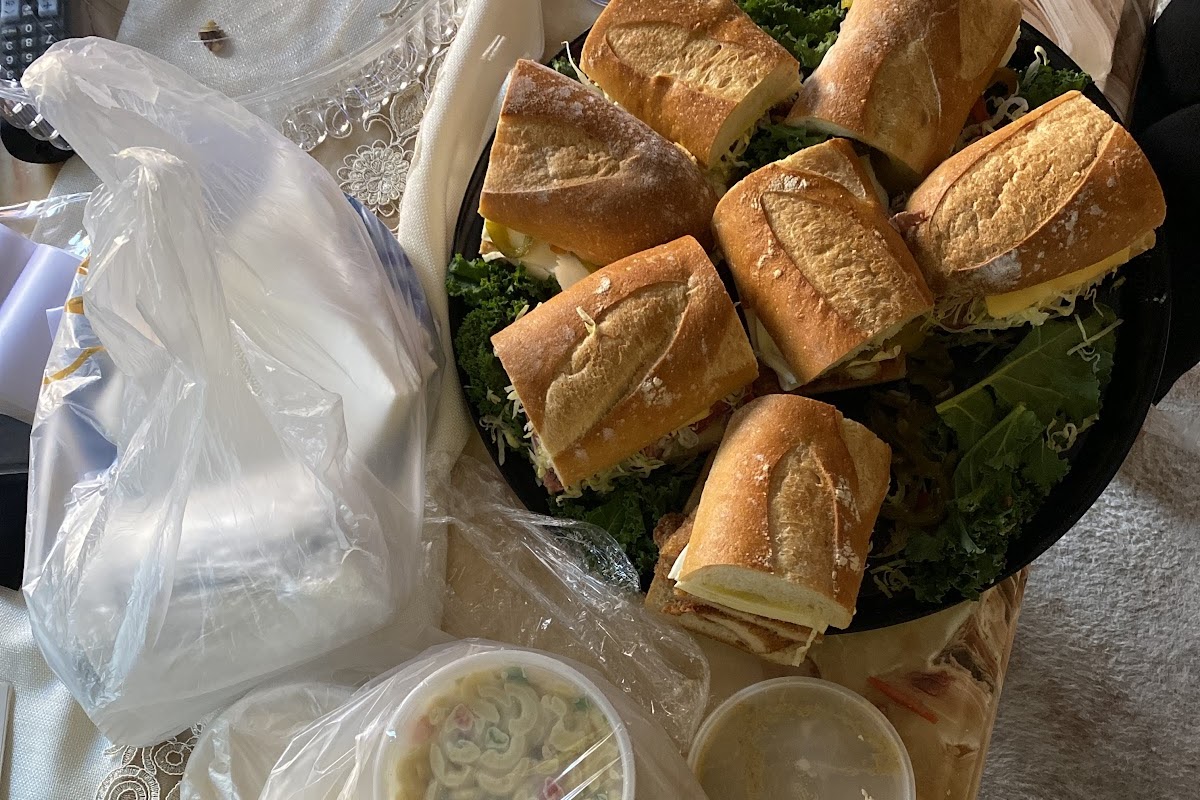 Mike's Deli