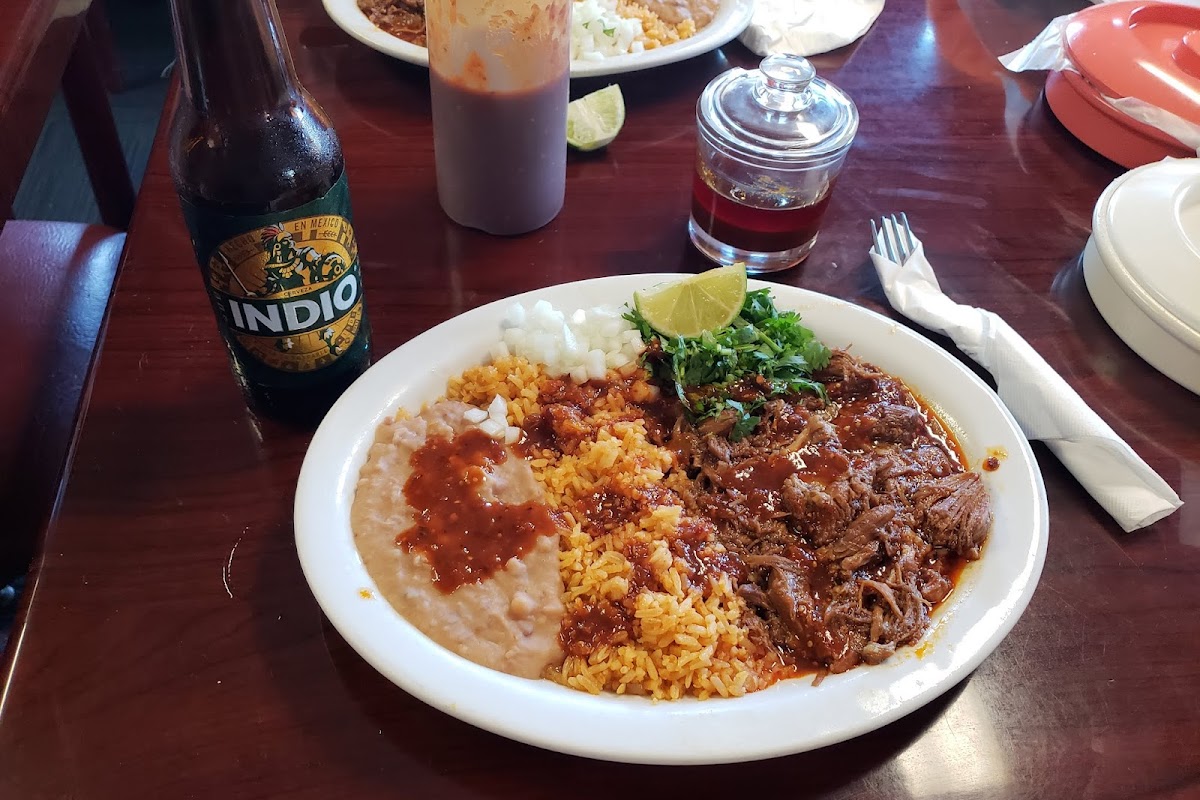 Birrieria Michoacan, Colusa, CA