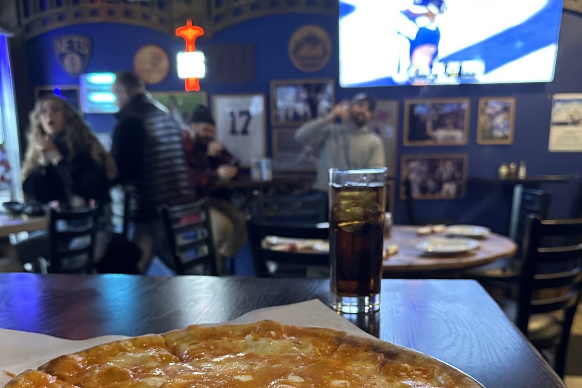 Carmine & Sons Pizzeria & Sports Bar