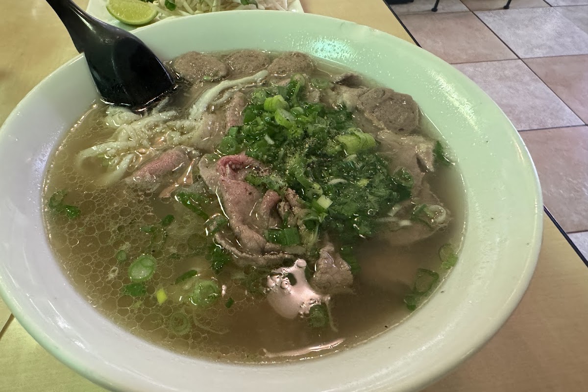 Simmering Pho Cafe