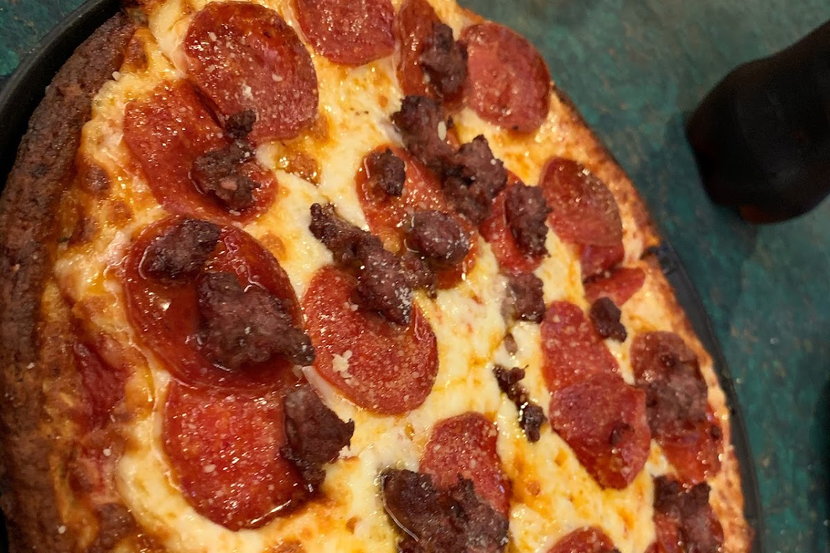Lamppost Pizza