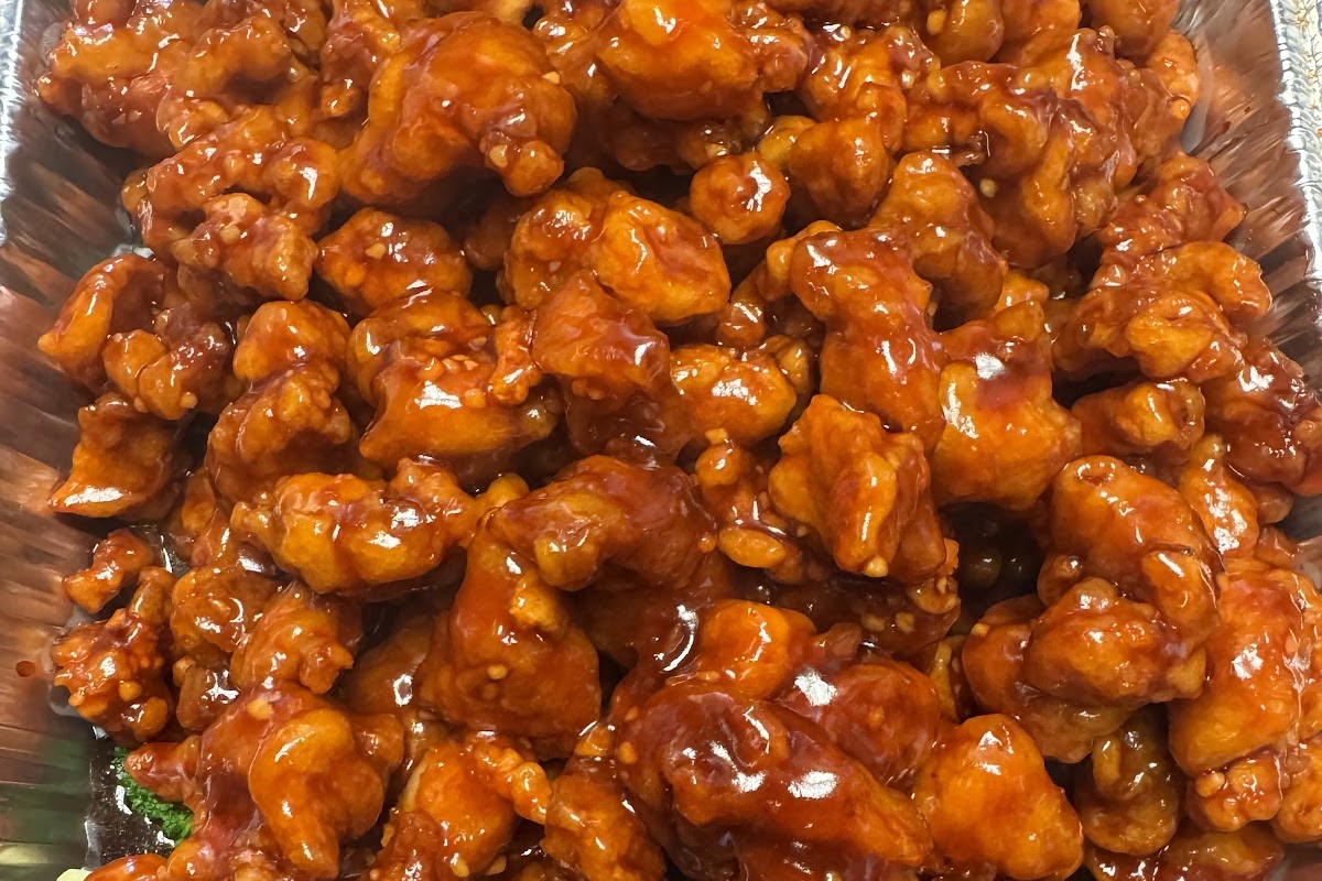 Ming's Chinese
