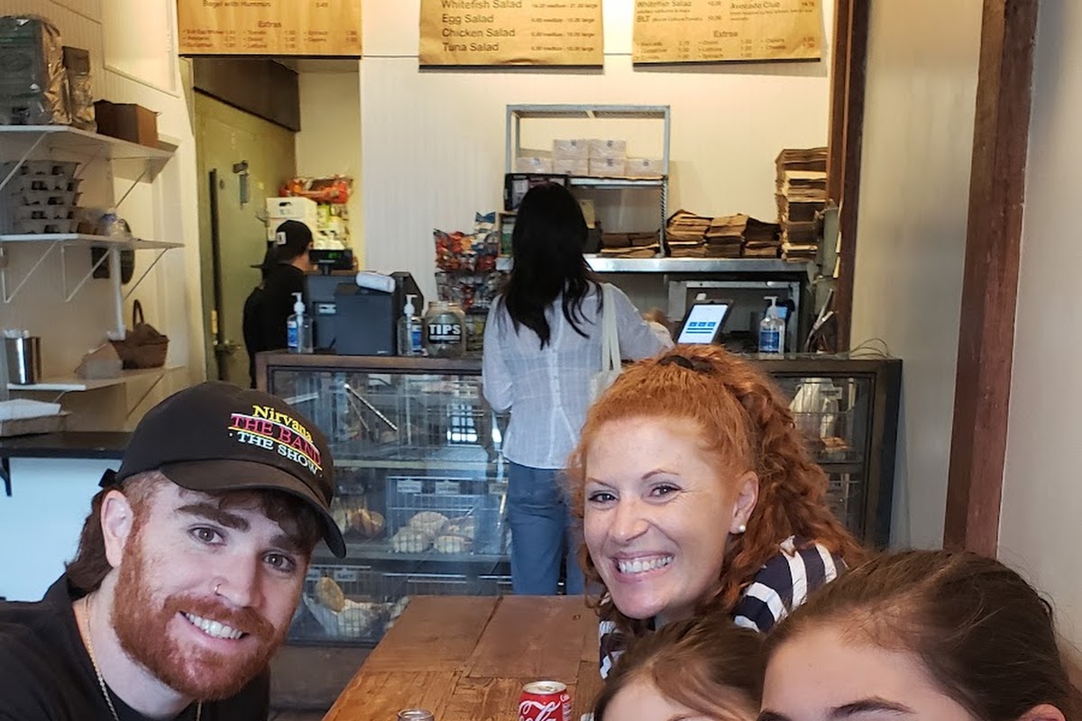 Sam's Bagels