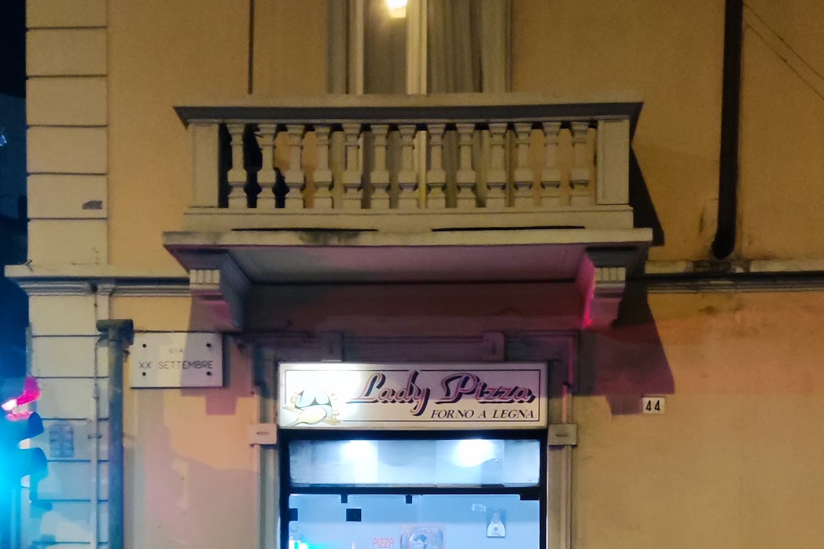 Lady Pizza