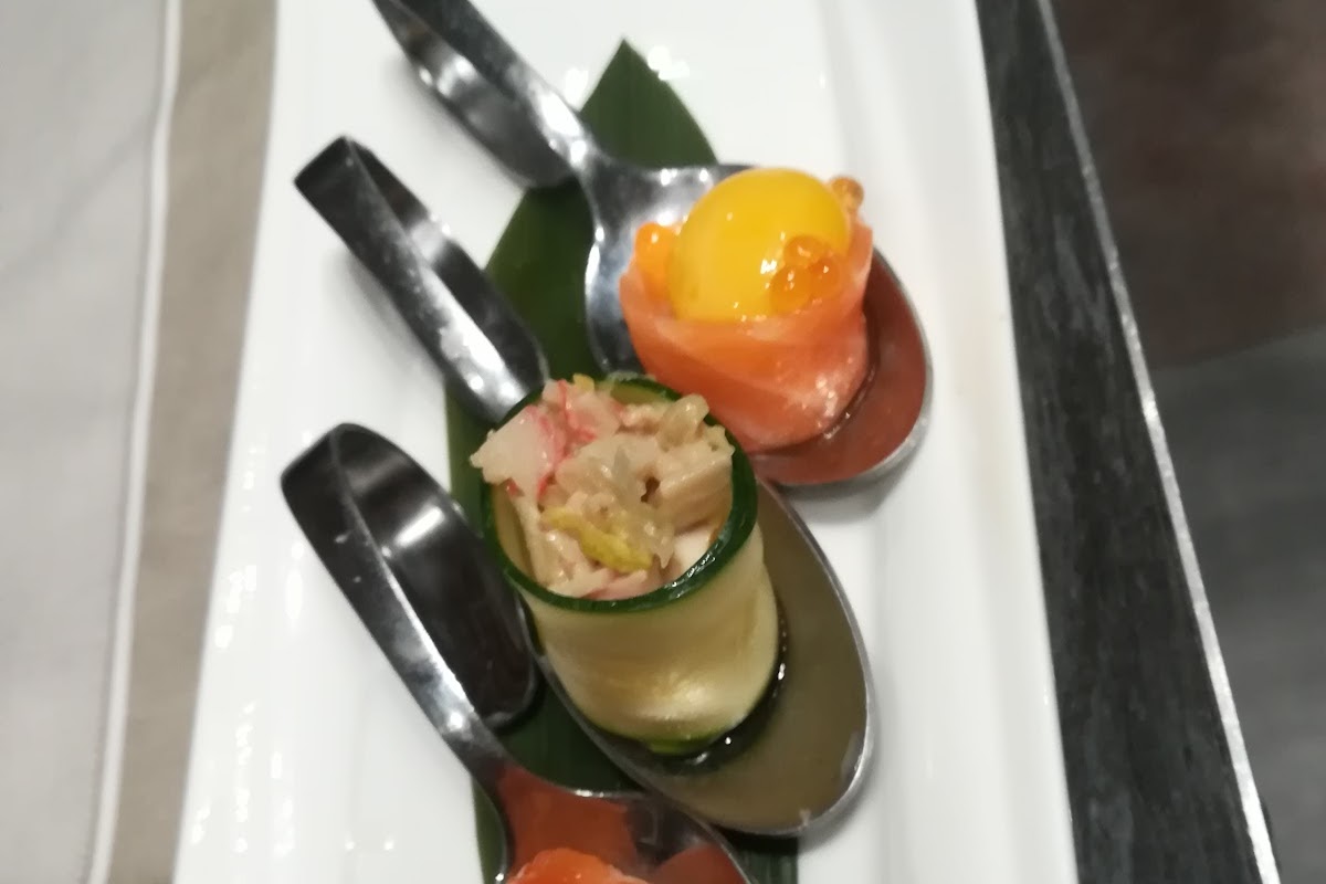 Yoshi Sushi