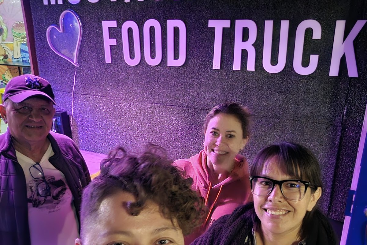 Mostacho food truck
