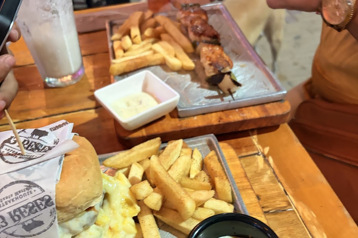 13 Reses Parrilla Restarante