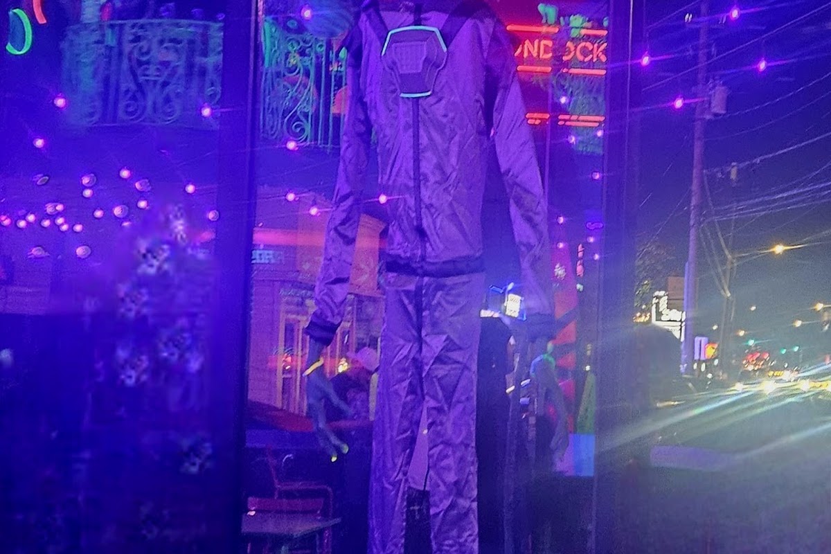 Roswell's Saloon