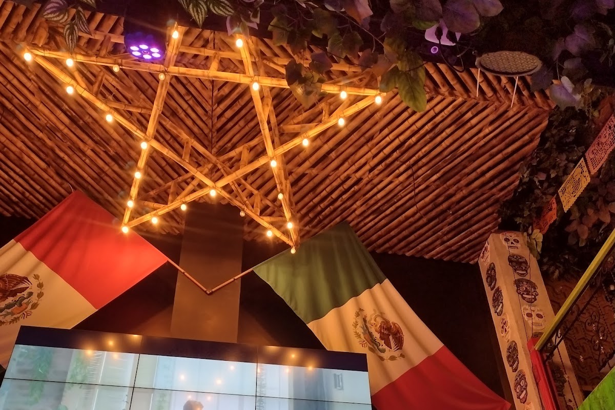 Restaurante El Toro MX