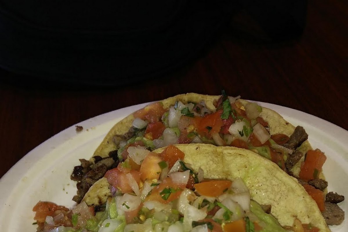 Roberto's Taco Shop