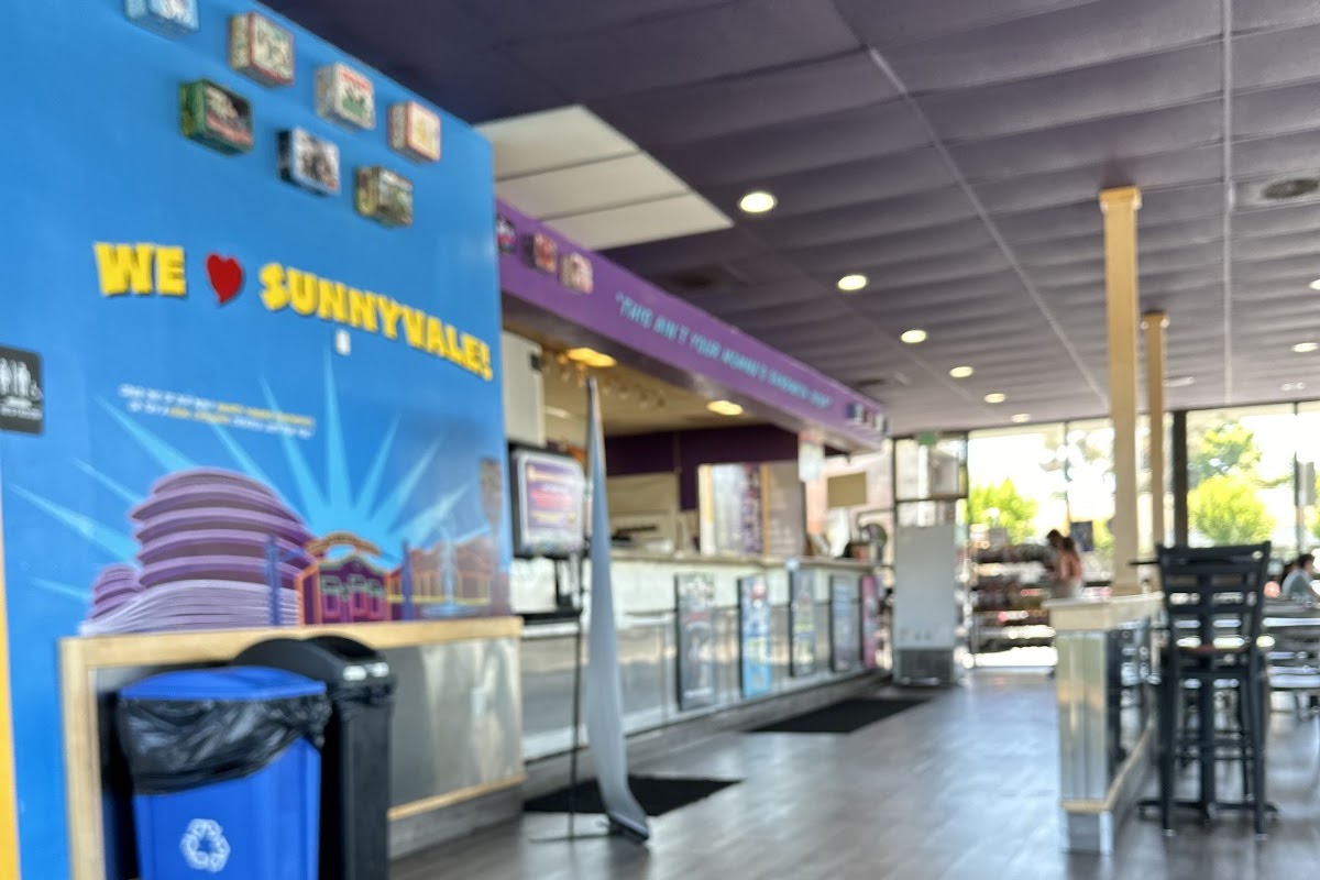 Ike's Love and Sandwiches, Sunnyvale, CA