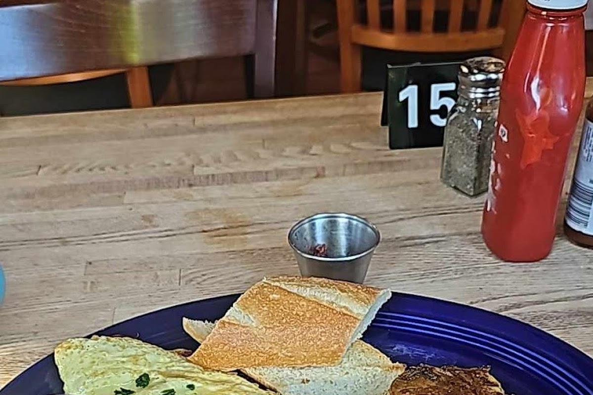 Lika's Quarter Cafe