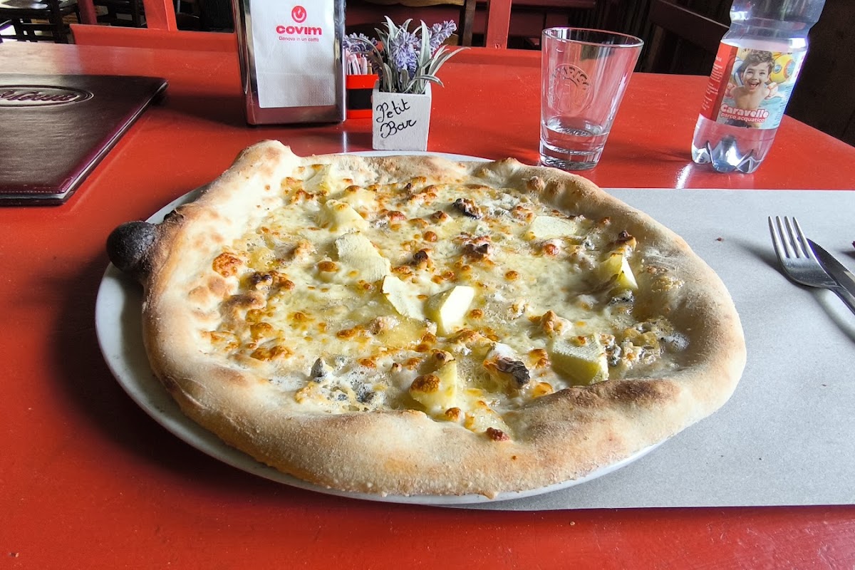 Pizzeria Petit Bar