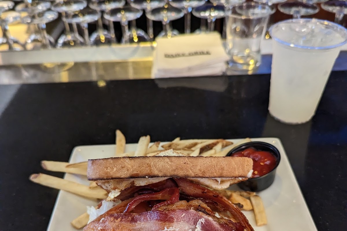 Daily Grill, Burbank, CA