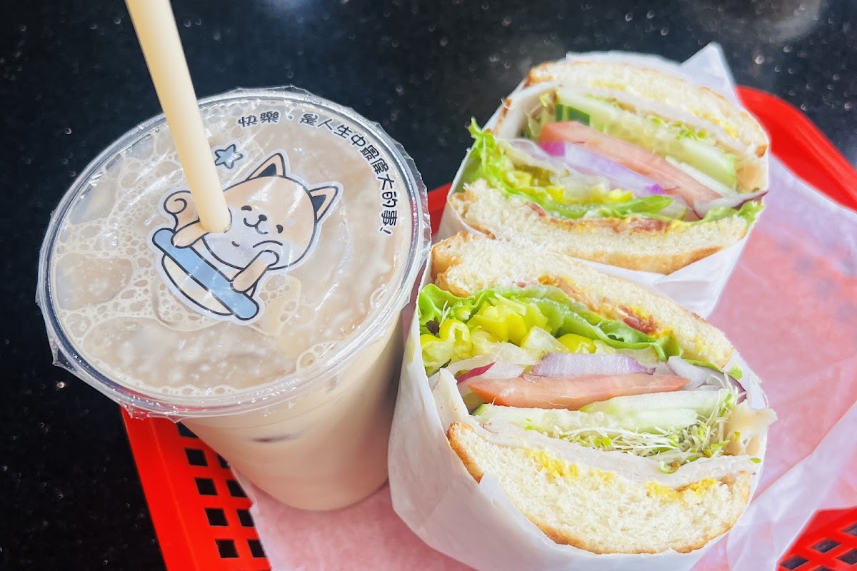 The Posh Bagel