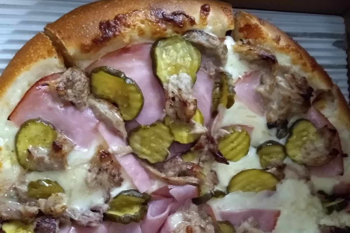 Legends Pizza
