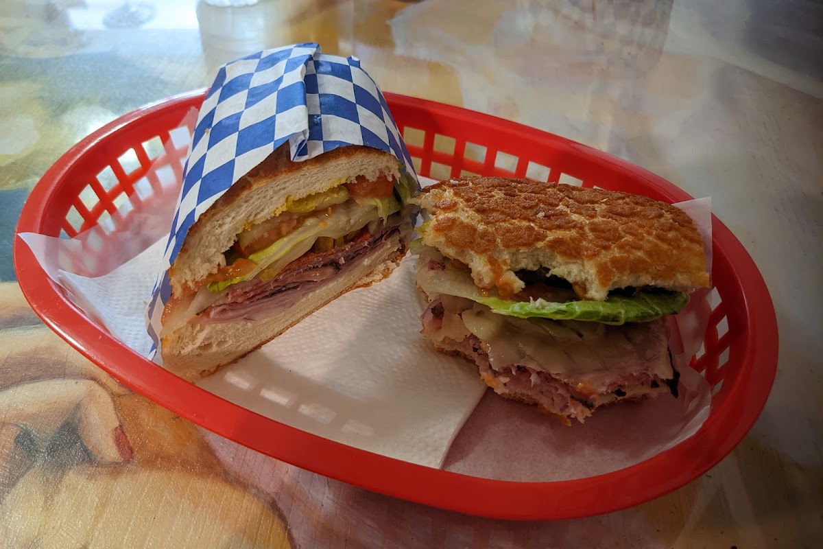 Sammy's Cafe