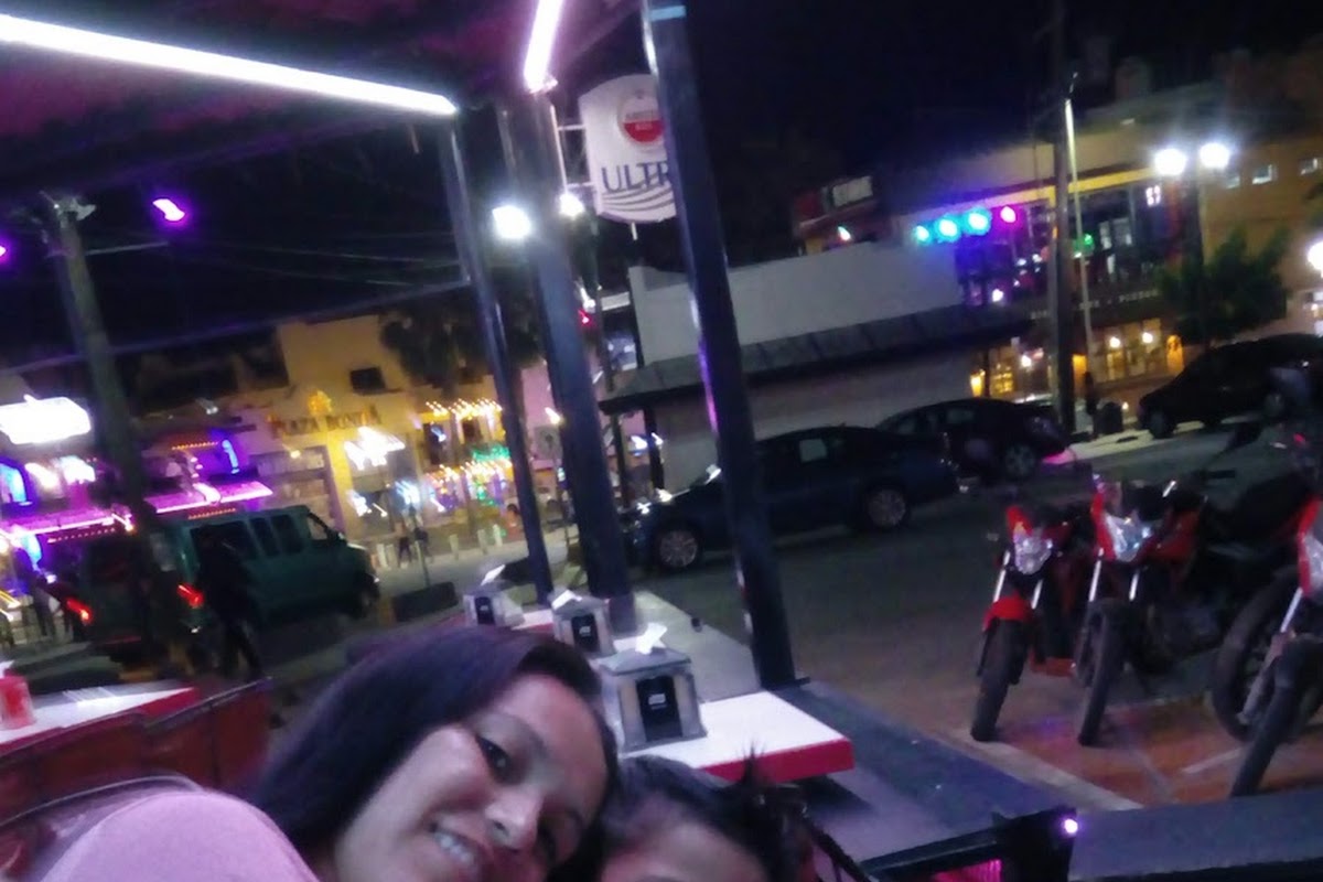 Coach Sports Bar