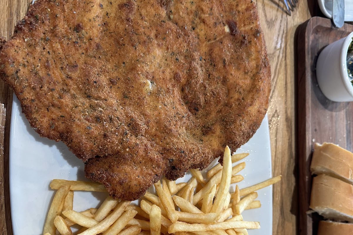 Corrientes 348