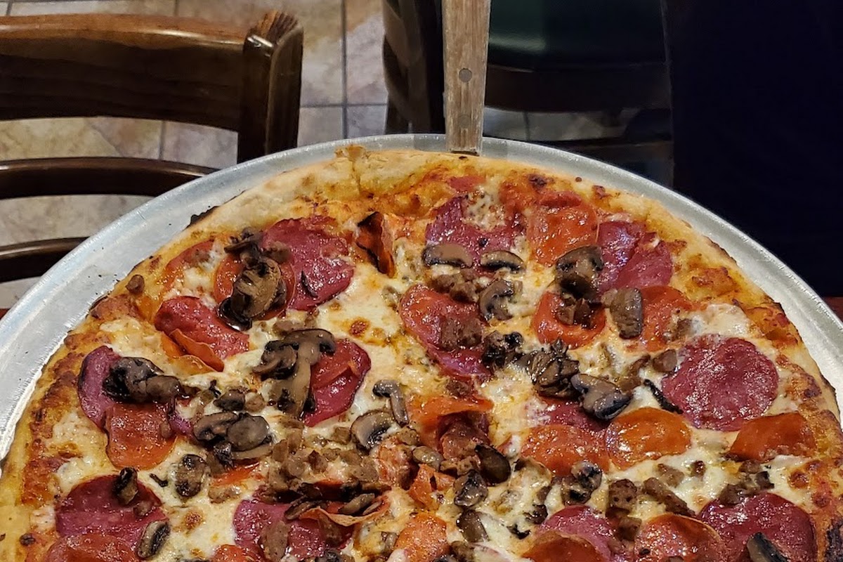 Piraat Pizzeria & Rotisserie