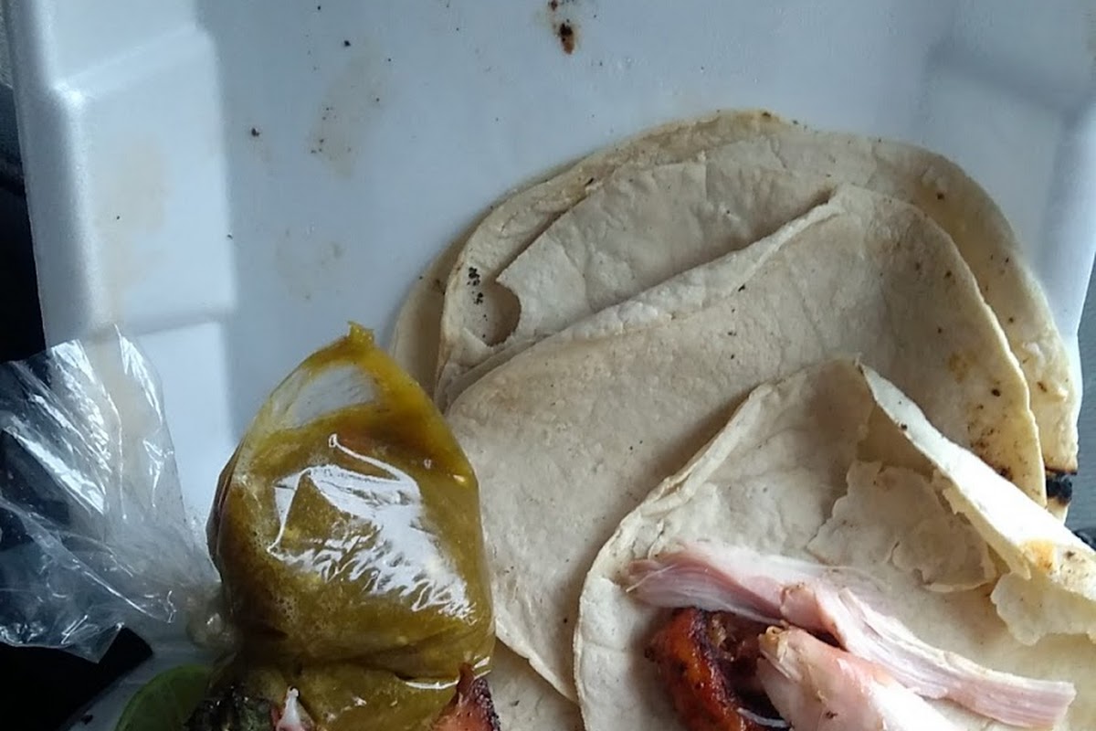 Tacos Los Pollos