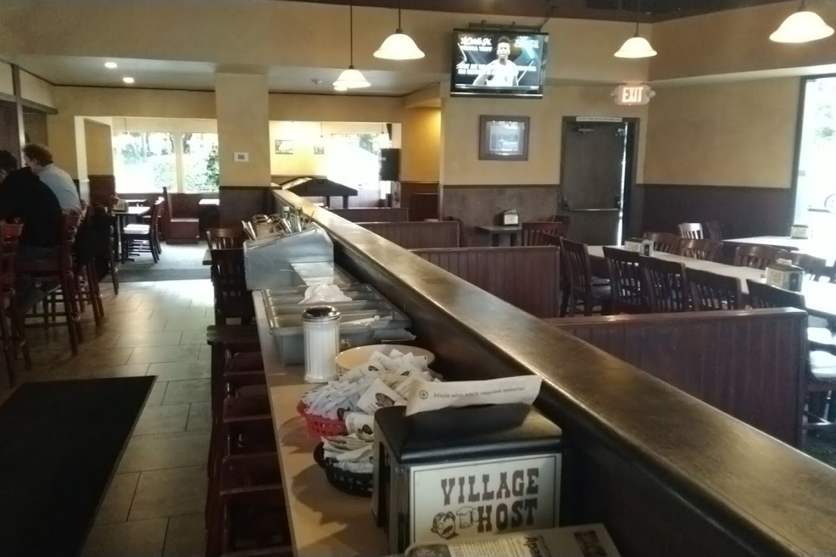 Village Host Pizza & Grill