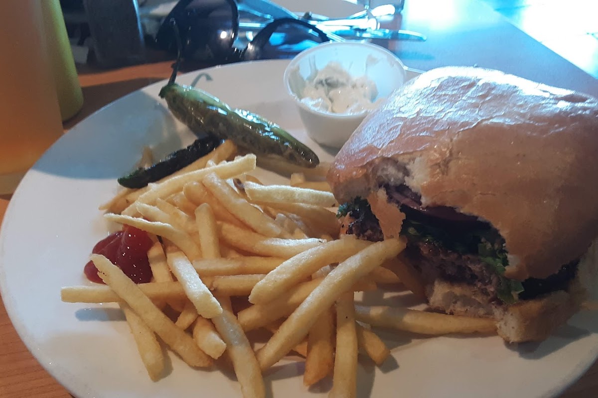 Carmen's Burger Bar, Santa Rosa, CA