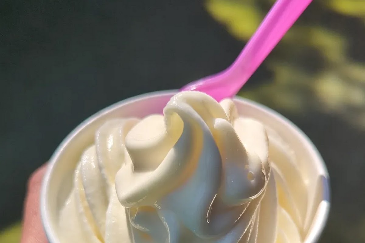 Poppy's Frozen Yogurt