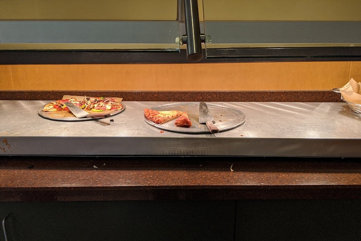 Round Table Pizza, Napa, CA