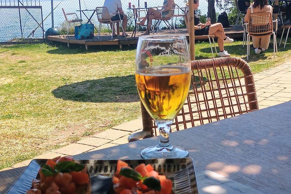 Sivinos Beach Food&Drink