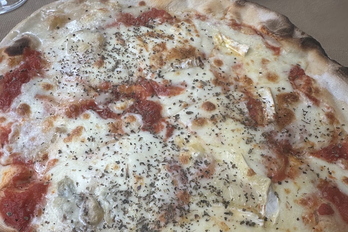 Cafetería Pizzeria