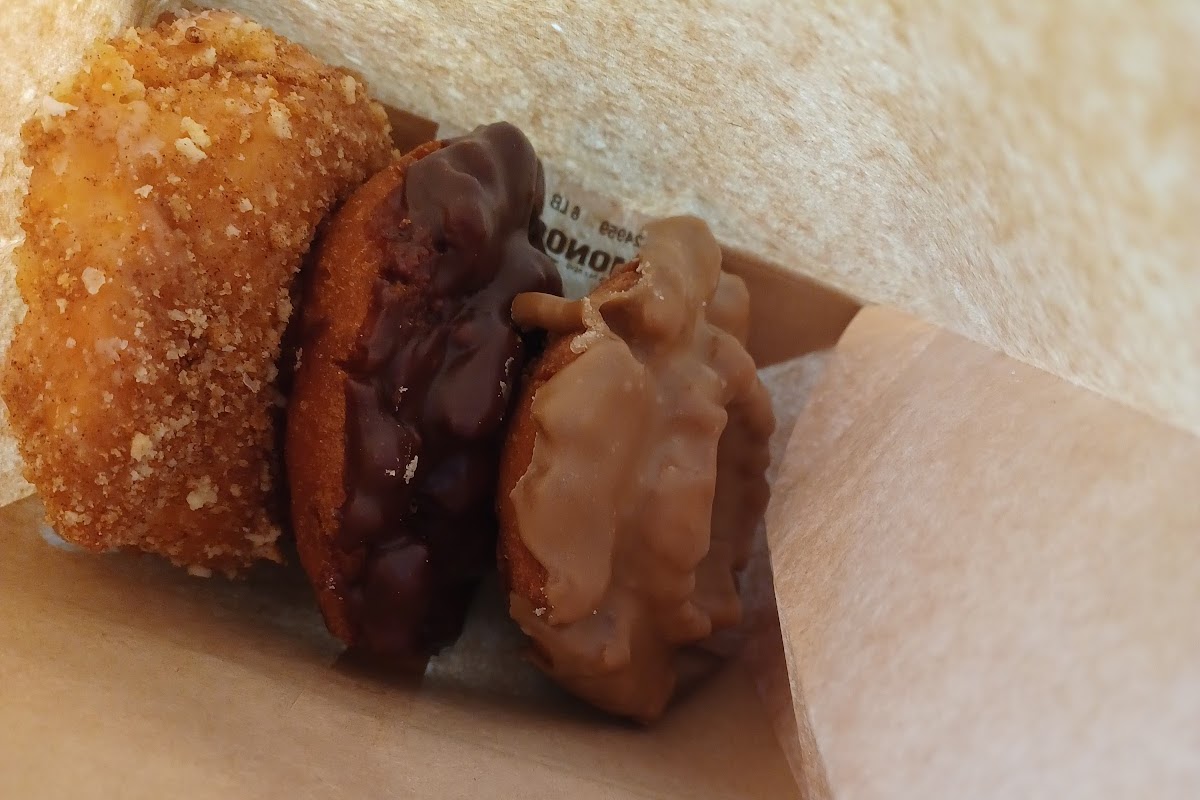Chick's Donuts, Concord, CA