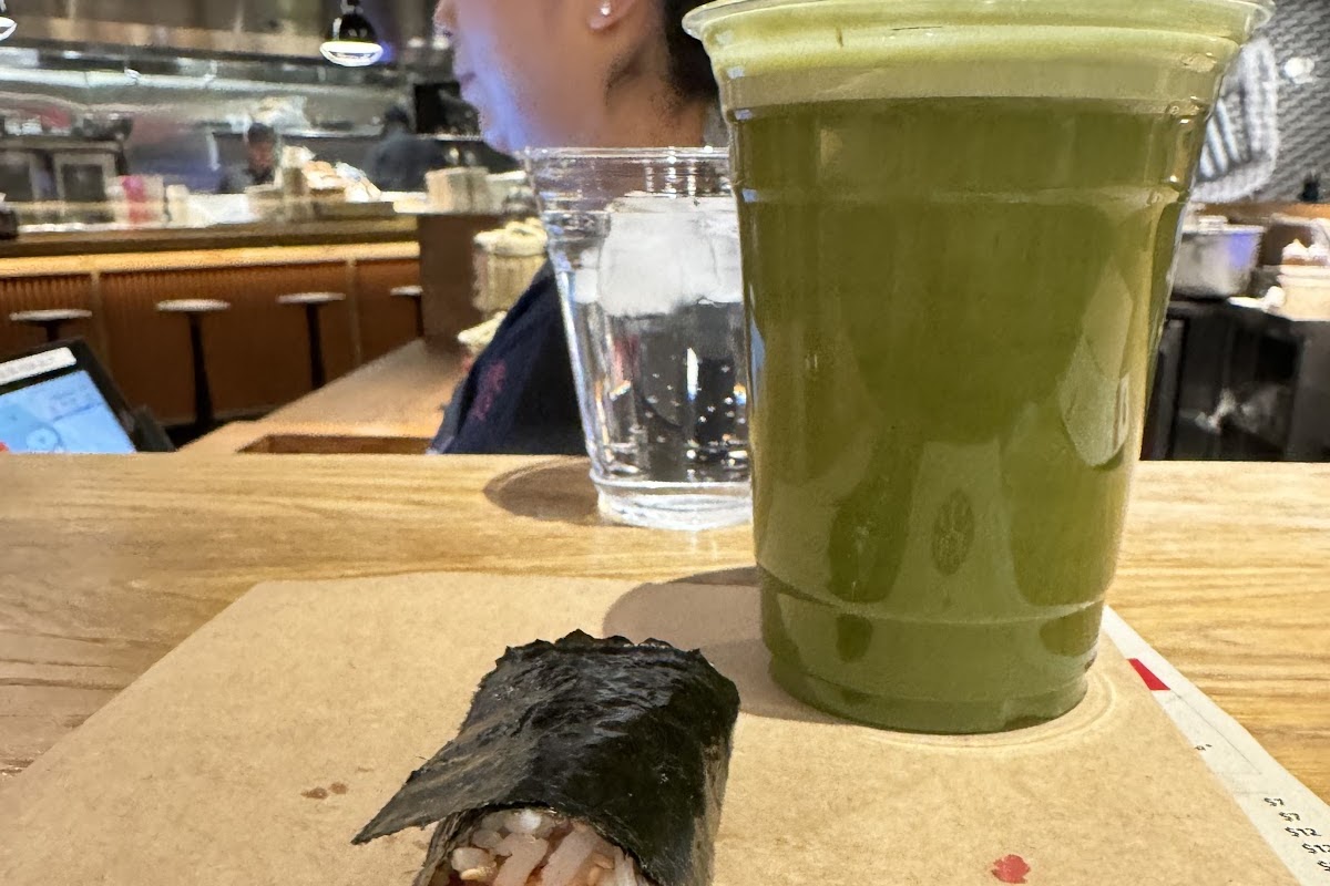 Takka Sushi Bar & Grill
