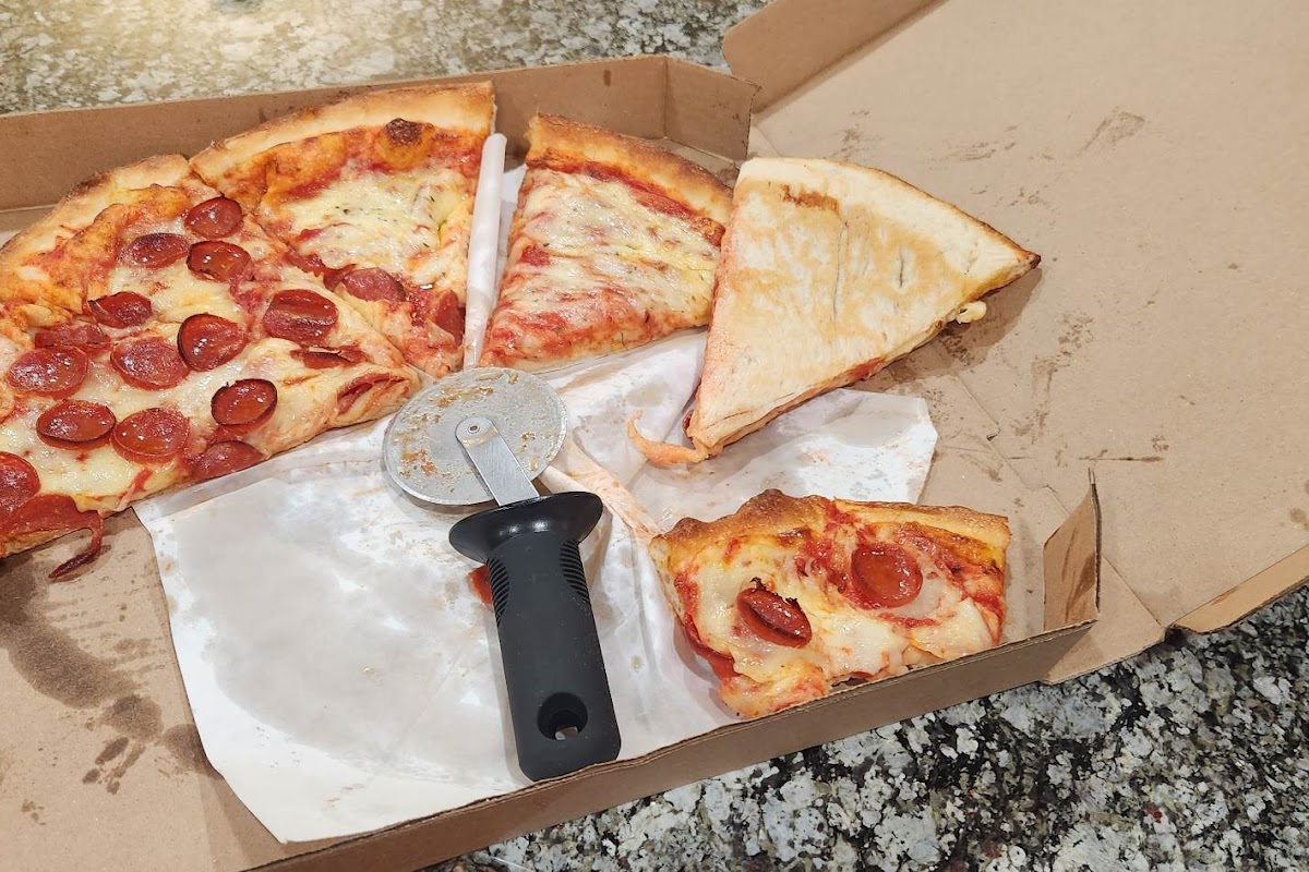 Nino's Pizza