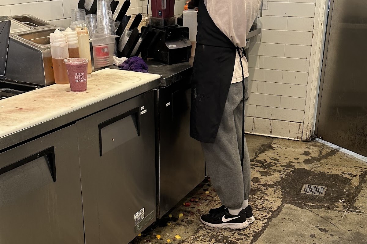 Nékter Juice Bar, Irvine, CA