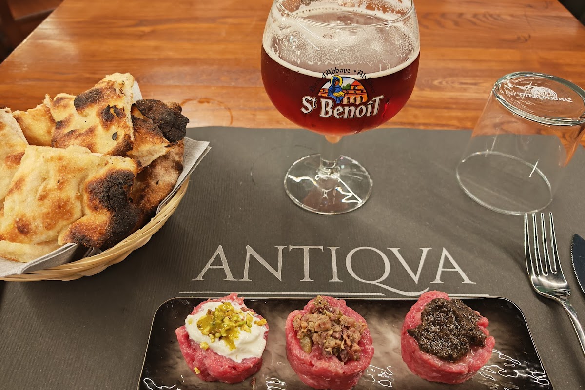 Antiqva, Via Filippo Casoni
