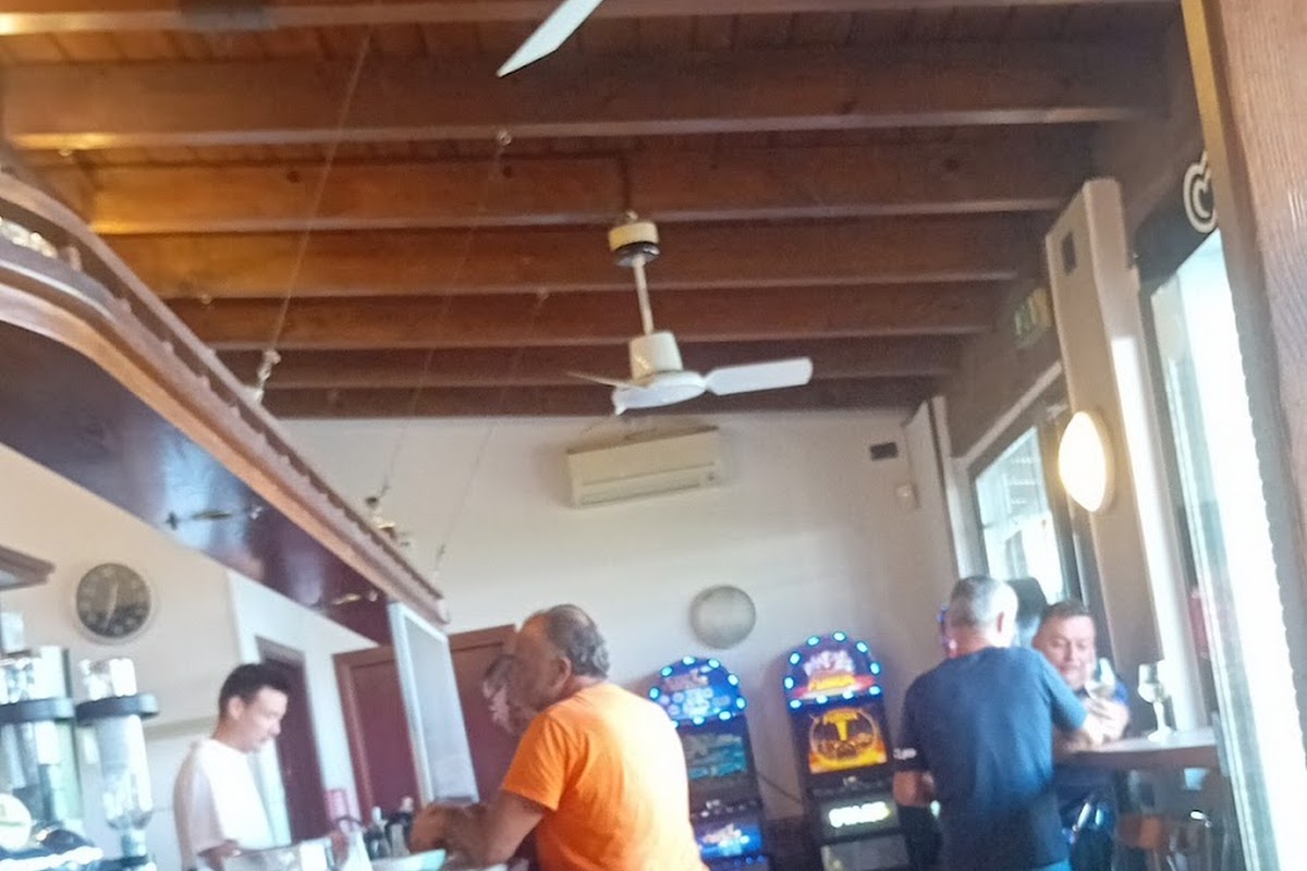 New Magic Bar
