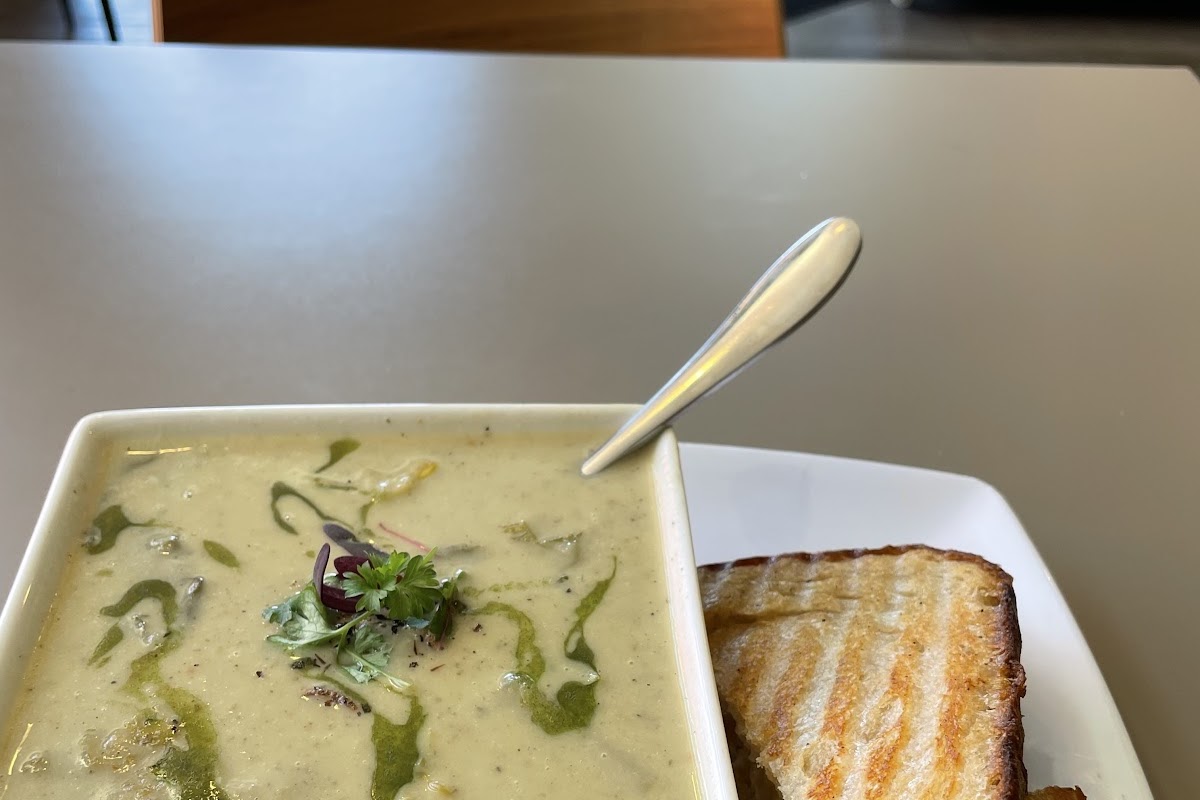 Tarragon Cafe