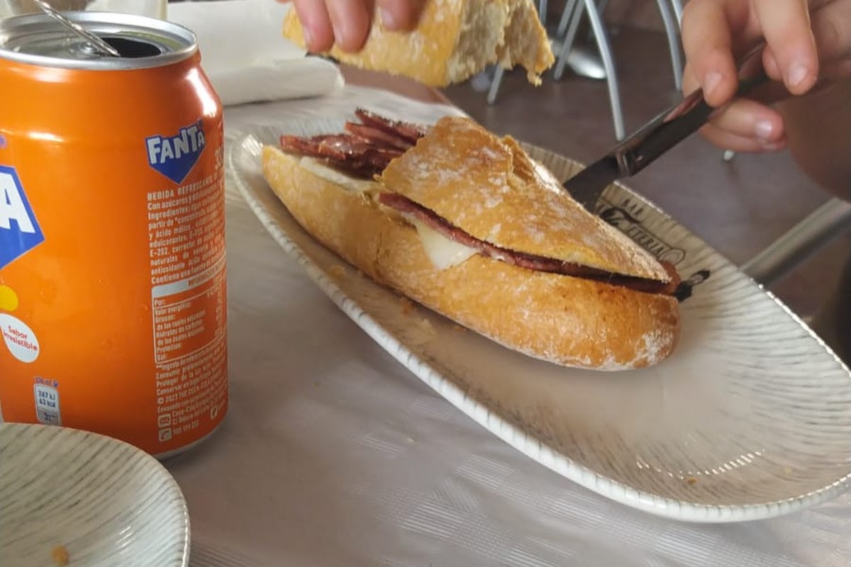 Bar Frau